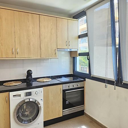 Luxury Holidays Suites, Playa De Los Cristianos Los Cristianos  Bagian luar foto