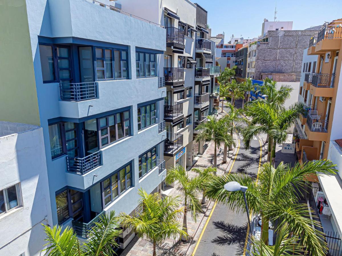Luxury Holidays Suites, Playa De Los Cristianos Los Cristianos  Bagian luar foto