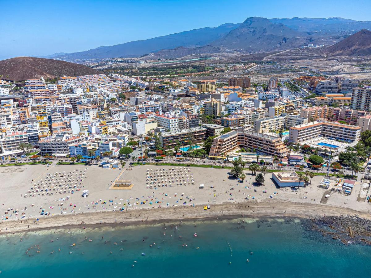Luxury Holidays Suites, Playa De Los Cristianos Los Cristianos  Bagian luar foto