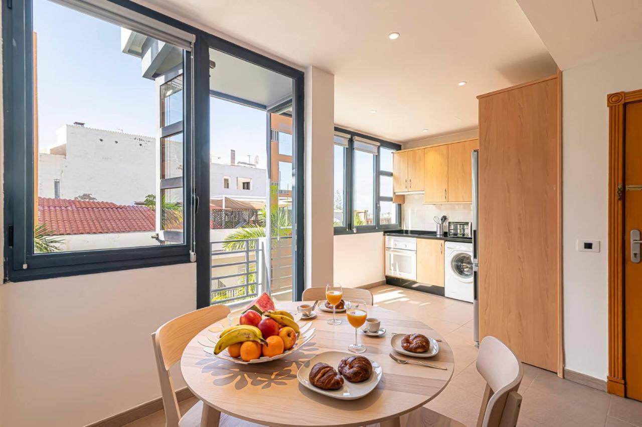 Luxury Holidays Suites, Playa De Los Cristianos Los Cristianos  Bagian luar foto