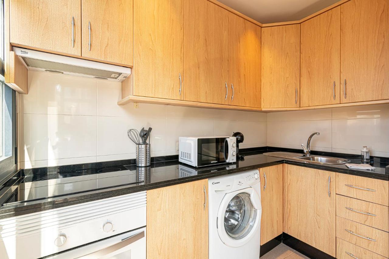 Luxury Holidays Suites, Playa De Los Cristianos Los Cristianos  Bagian luar foto
