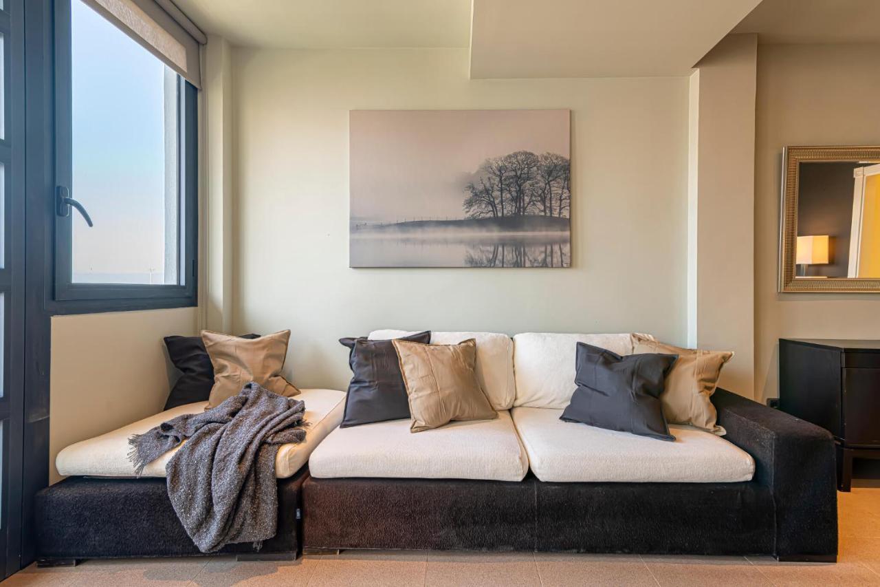 Luxury Holidays Suites, Playa De Los Cristianos Los Cristianos  Bagian luar foto
