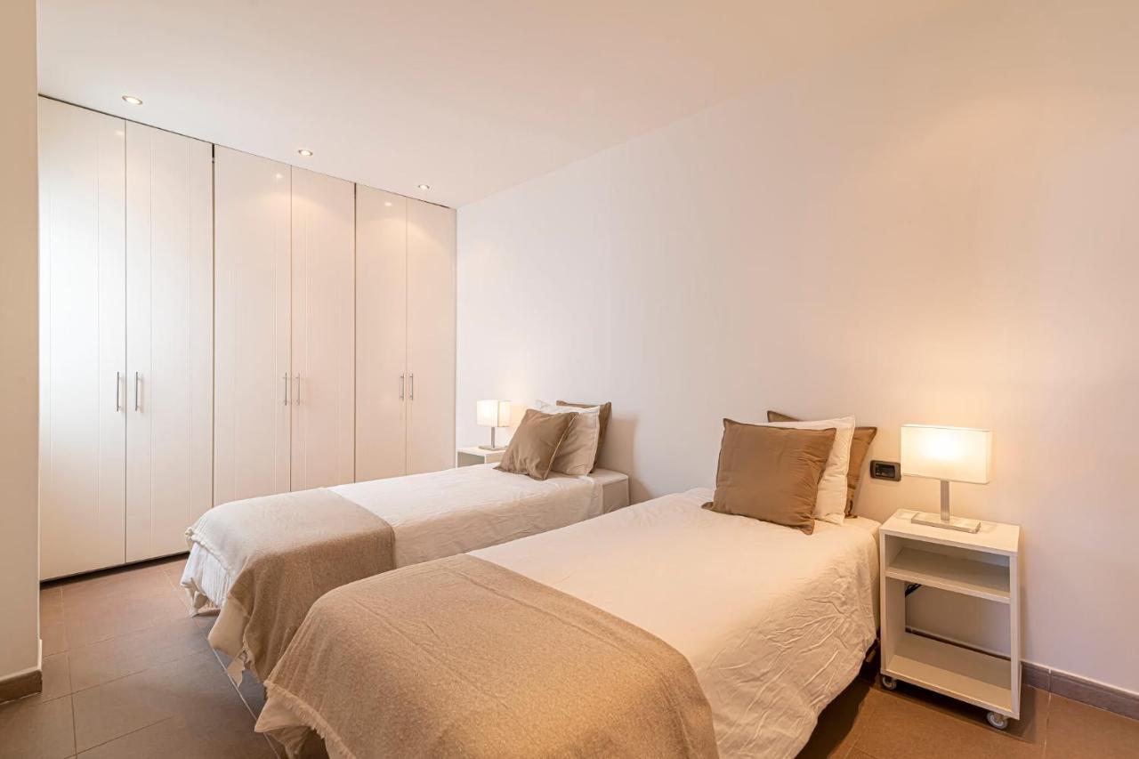 Luxury Holidays Suites, Playa De Los Cristianos Los Cristianos  Bagian luar foto