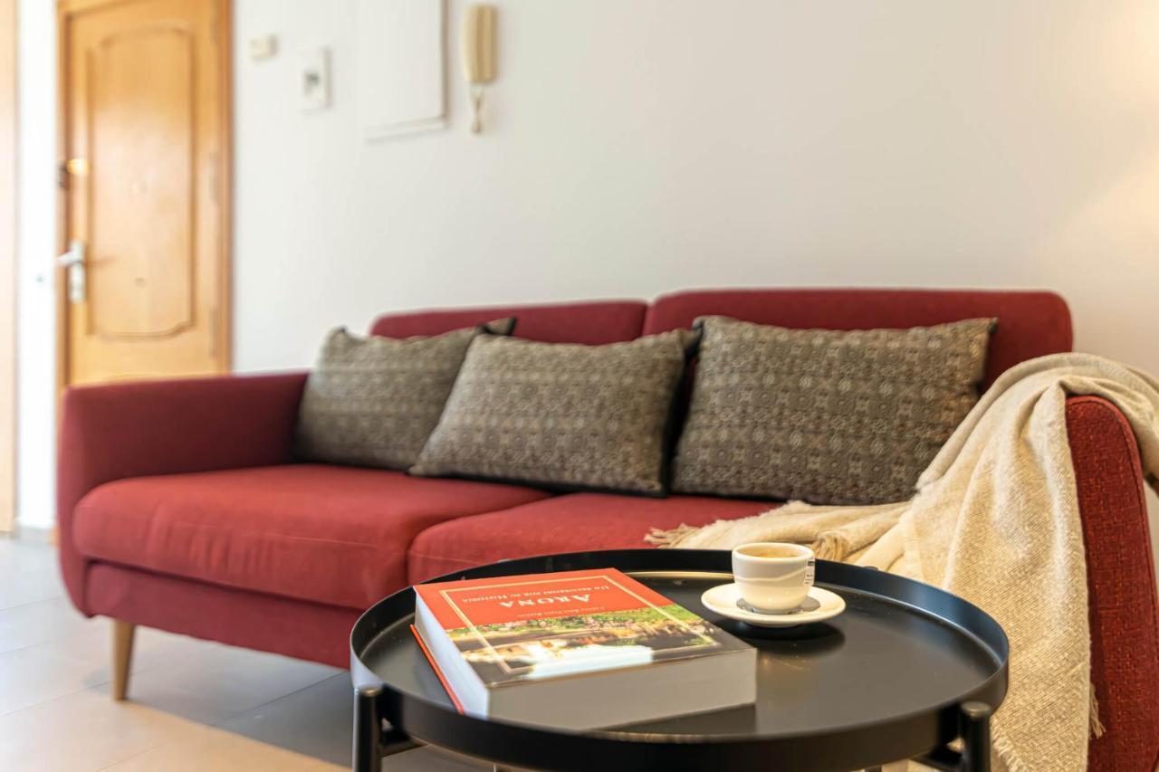 Luxury Holidays Suites, Playa De Los Cristianos Los Cristianos  Bagian luar foto