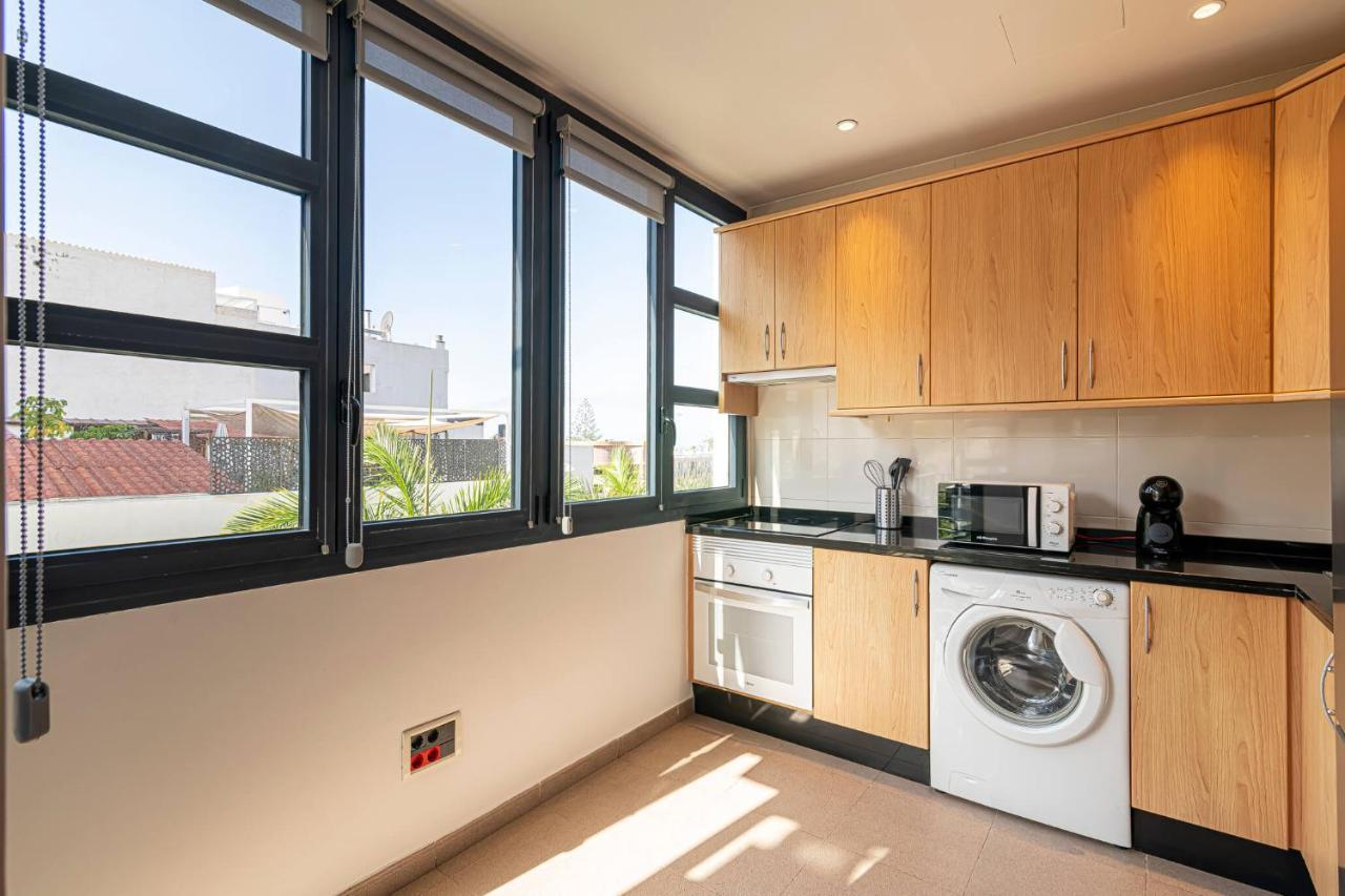 Luxury Holidays Suites, Playa De Los Cristianos Los Cristianos  Bagian luar foto