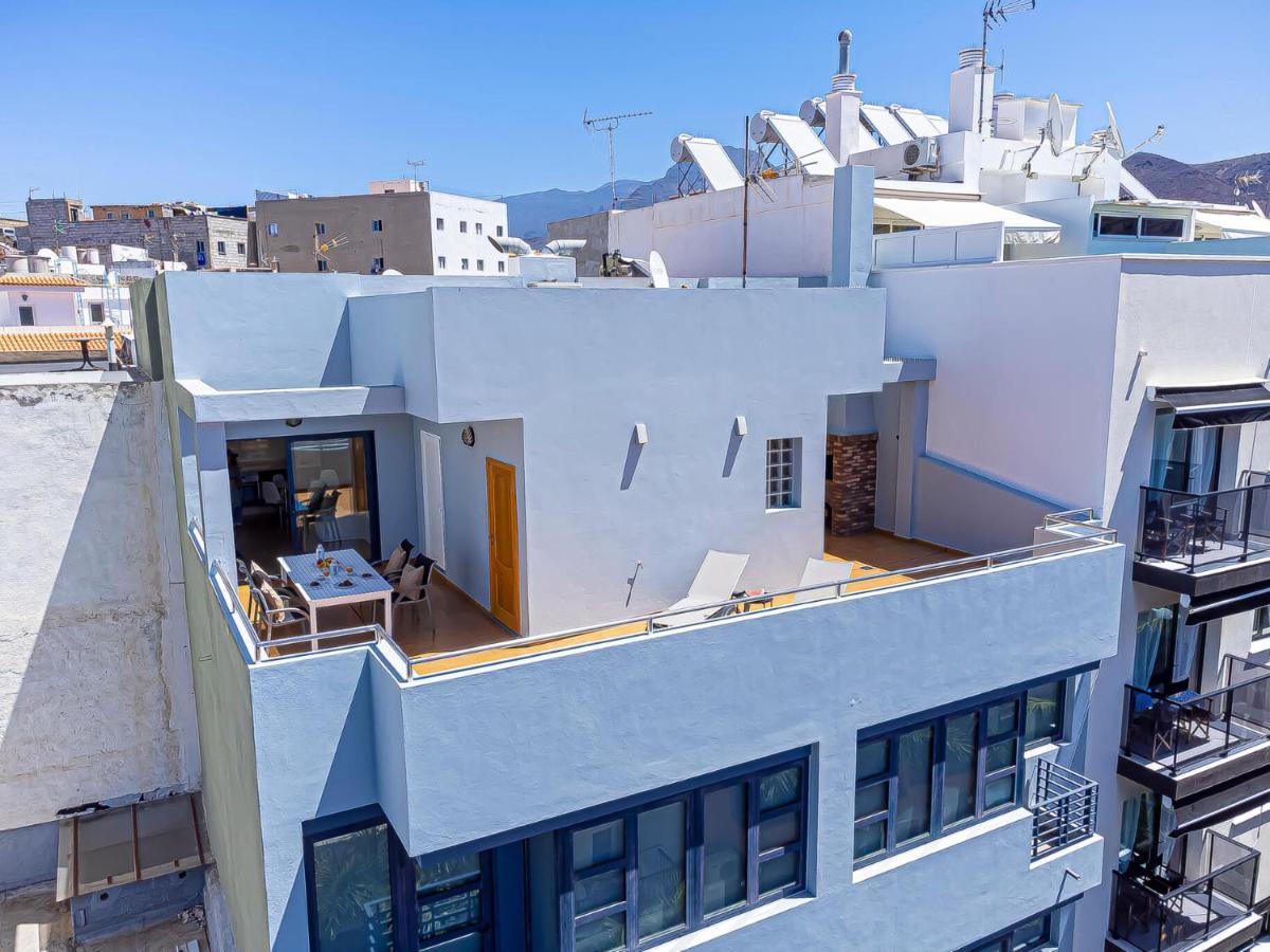 Luxury Holidays Suites, Playa De Los Cristianos Los Cristianos  Bagian luar foto