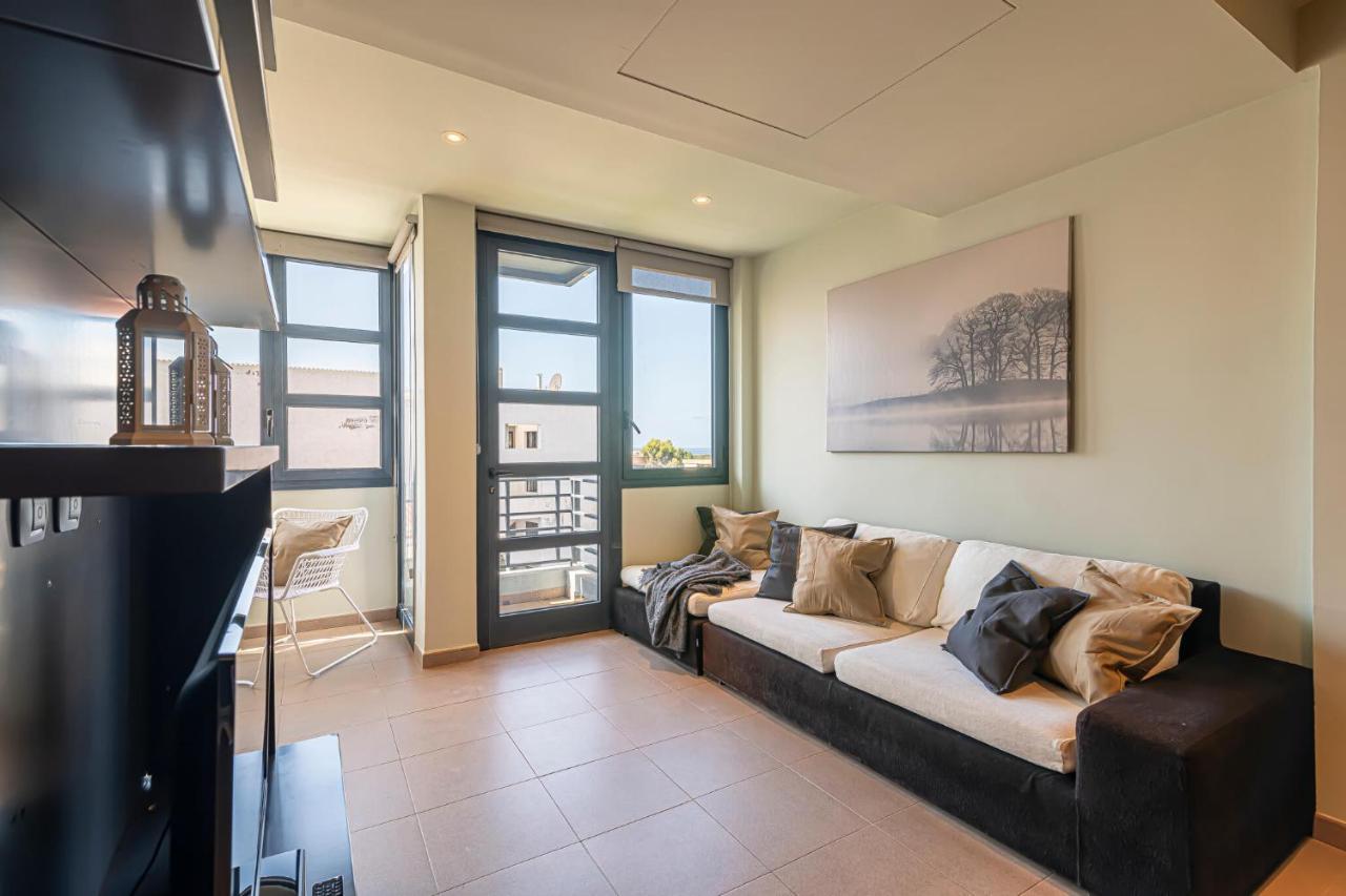 Luxury Holidays Suites, Playa De Los Cristianos Los Cristianos  Bagian luar foto