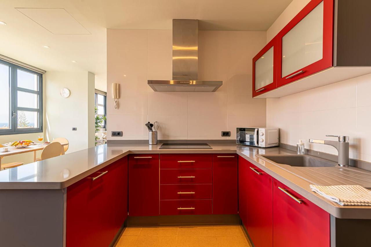 Luxury Holidays Suites, Playa De Los Cristianos Los Cristianos  Bagian luar foto