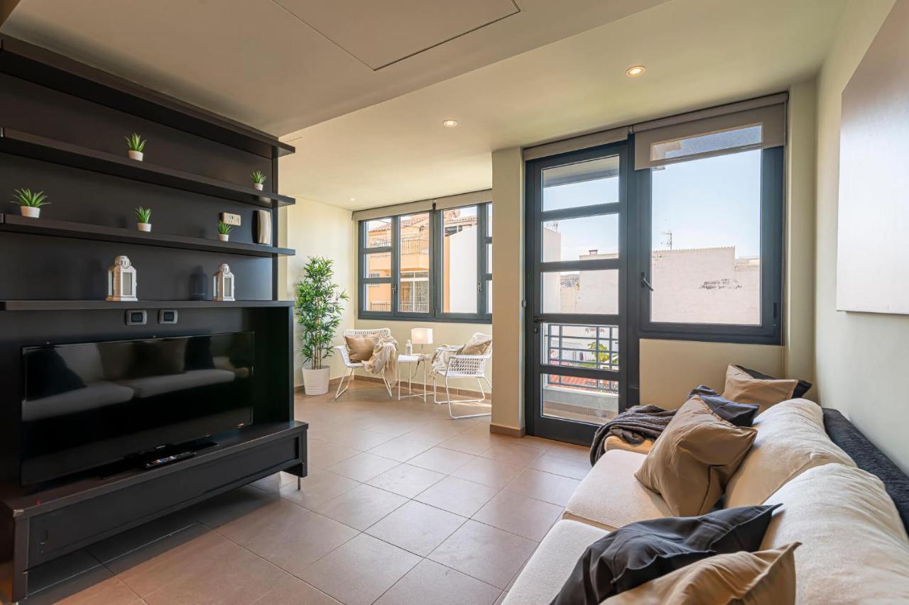 Luxury Holidays Suites, Playa De Los Cristianos Los Cristianos  Bagian luar foto